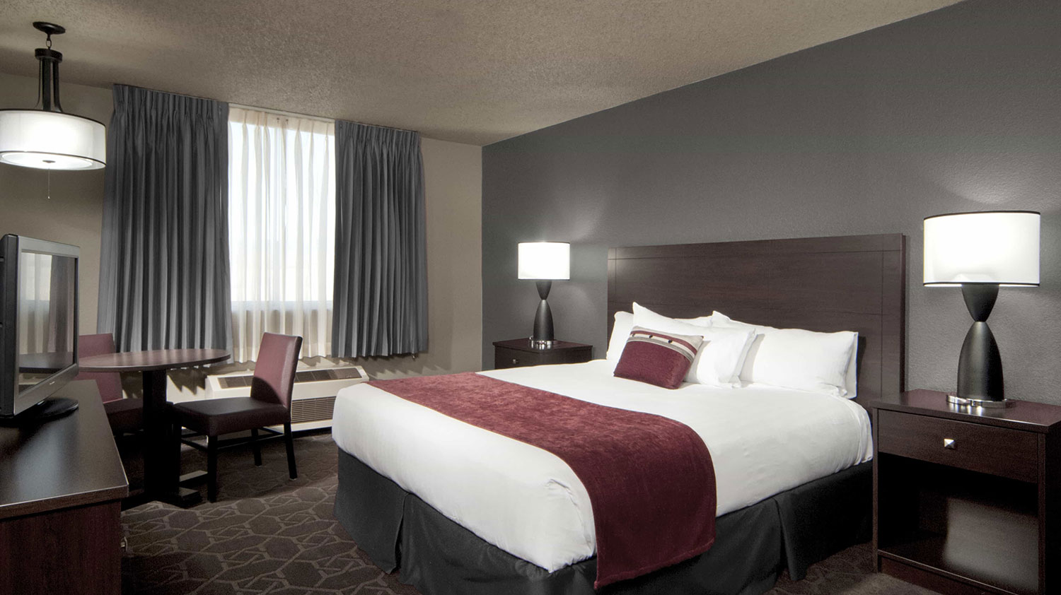 Accommodations at Edgewater Hotel & Casino Resort